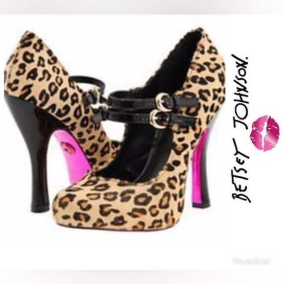 Betsy Johnson Leopard Print on Cowhair 5" Heels Ankle Strap Animal Print Sz 7.5 - Picture 1 of 16